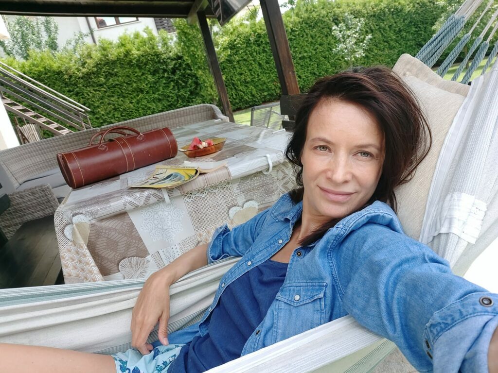 Яна Маринова се размаза от блаженство