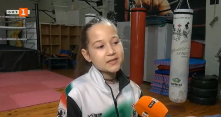 Кадри БНТБългария има нов идол Най малката героиня – 10 годишната Анабел Атанасова