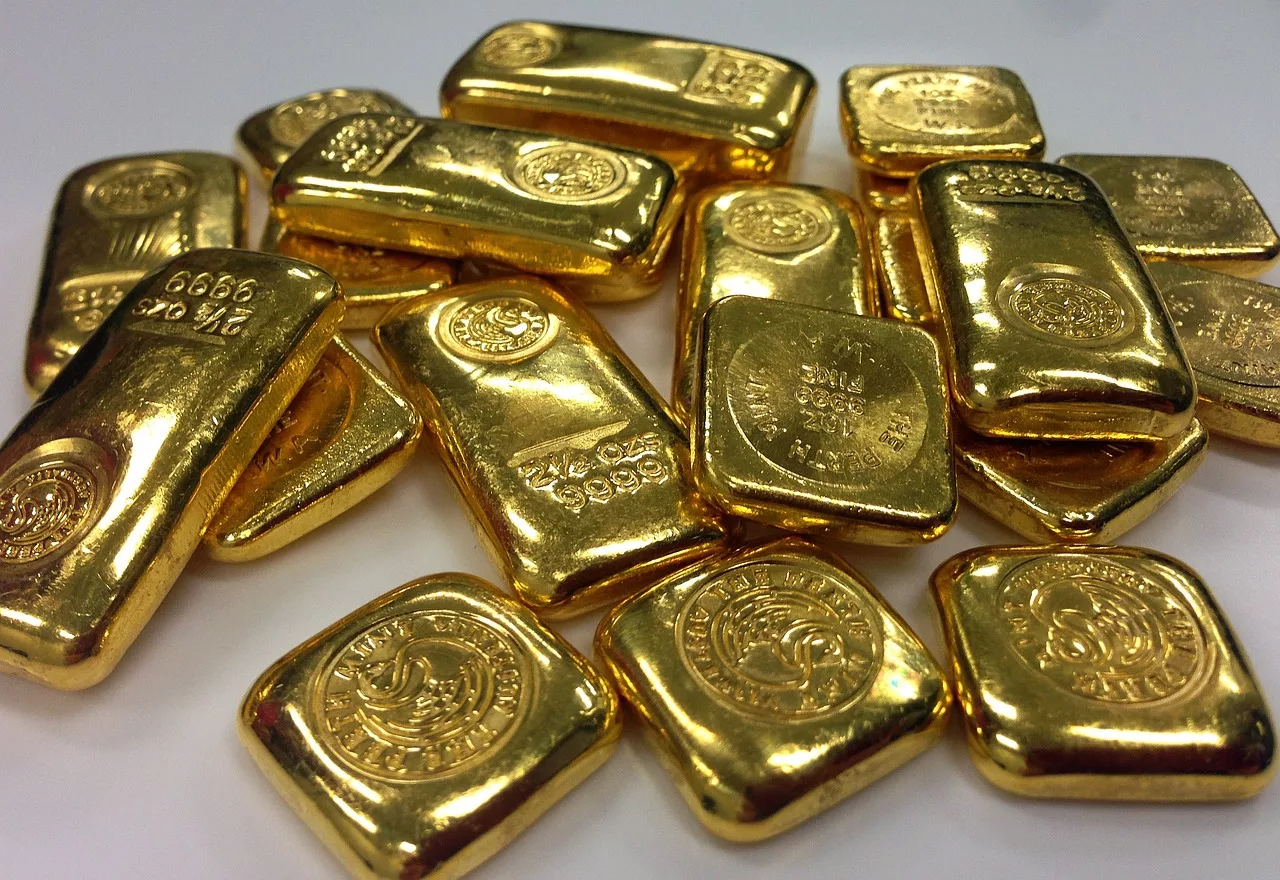 This is not investment advice Investing in gold is risky