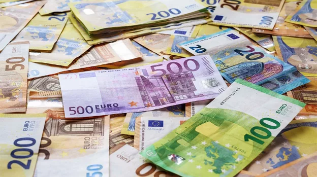 Снимка ПиксабейСамо дни преди въвеждането на еврото като валута у