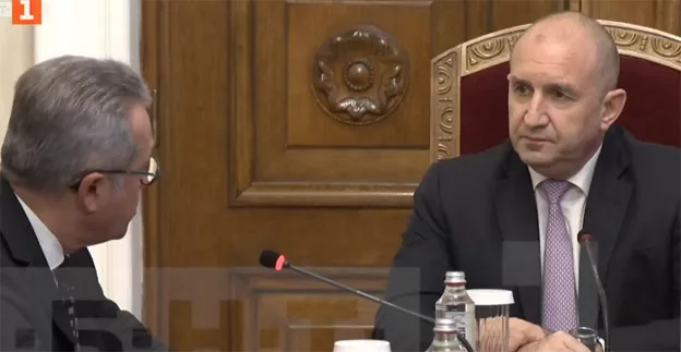 Кадри БНТСъщо като Бойко Борисов и Делян Пеевски не се