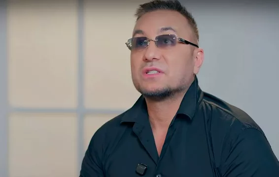 Кадри Нова ТВКонстантин безспорно е звезда в средите на попфолка